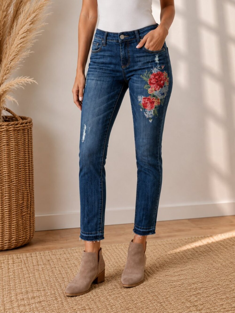 KUT From The Kloth Reese Ankle Straight Leg Embroidered Jeans Womens Size 4